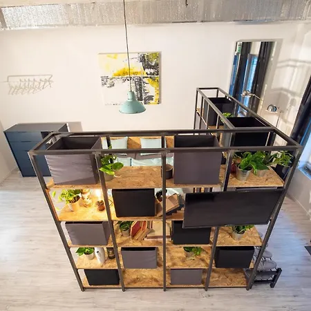 Apartament Industrial Zero *