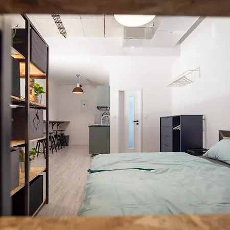 Apartment Industrial Zero